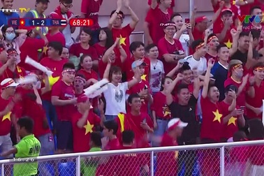 Tiến Linh bị phạm lỗi trong vòng cấm địa, U22 Việt Nam được hưởng phạt đền