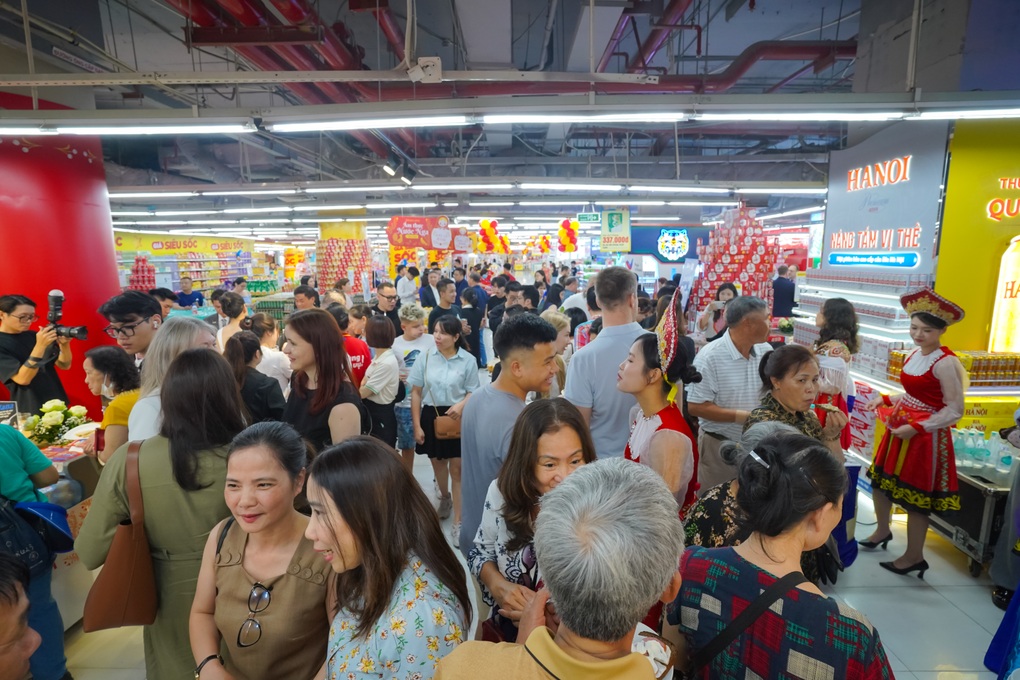 WinMart ra mắt không gian mua sắm “Russia Corner” đậm chất Nga tại Việt Nam - 4 WinMart ra mắt không gian mua sắm “Russia Corner” đậm chất Nga tại Việt Nam - 4