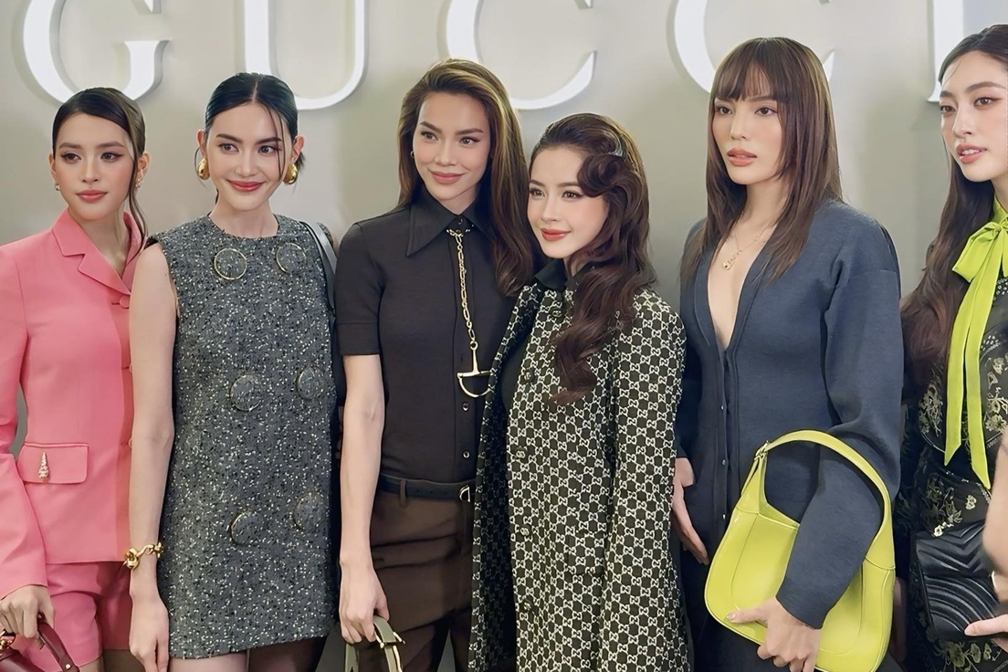 Chi Pu "lọt thỏm" giữa dàn người đẹp cao 1,7m nhưng vẫn trở thành tâm điểm