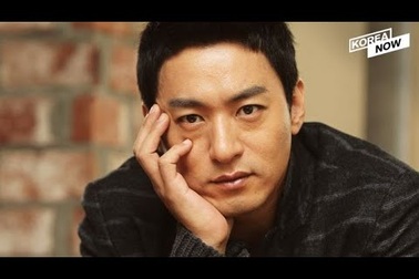 Joo Jin Mo xin lỗi vì lộ tin nhắn nhạy cảm