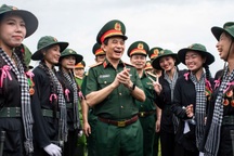 Đại tướng Phan Văn Giang kiểm tra, động viên các khối tham gia diễu binh