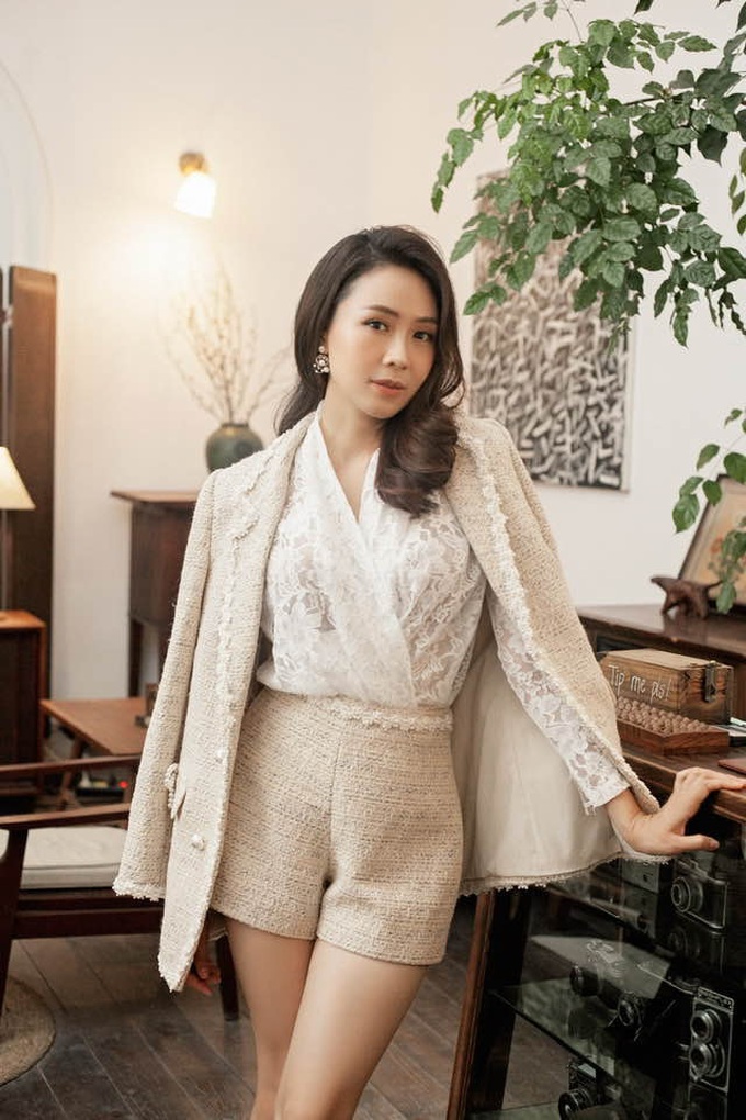 Nàng công sở học "bí kíp" lên đồ của diễn viên Hồng Diễm - Ảnh 5. Nàng công sở học "bí kíp" lên đồ của diễn viên Hồng Diễm - Ảnh 5.