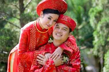 Đằng sau những cuộc chia tay “sặc mùi” tiền