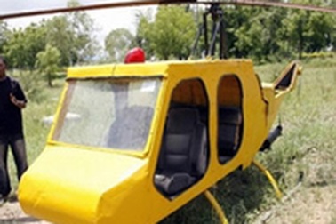 Chế trực thăng từ ôtô và xe máy cũ