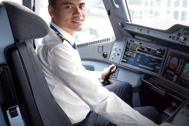 Kỹ sư vô tuyến điện “bất ngờ” làm Trưởng đoàn bay lớn nhất Việt Nam