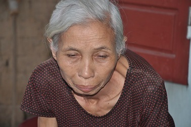 Bệnh nhân tâm thần Hoàng Thị Huệ tiếp tục bị "cộng đồng mạng" ép... không bị điên