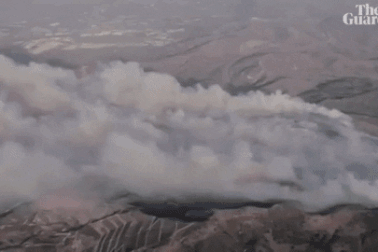 Cháy rừng dữ dội tại California, hàng trăm nghìn người di tản