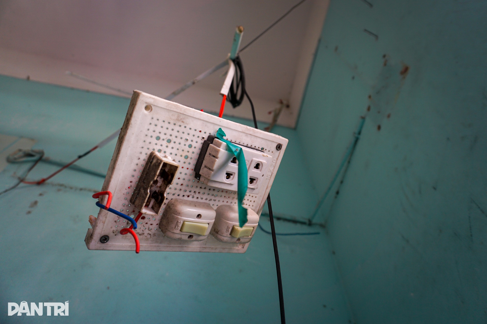 Trung tâm giáo dục hoang tàn trên đất vàng Đà Nẵng - 9