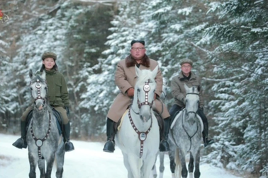 Những điều chưa biết về "người phụ nữ quyền lực nhất" Triều Tiên