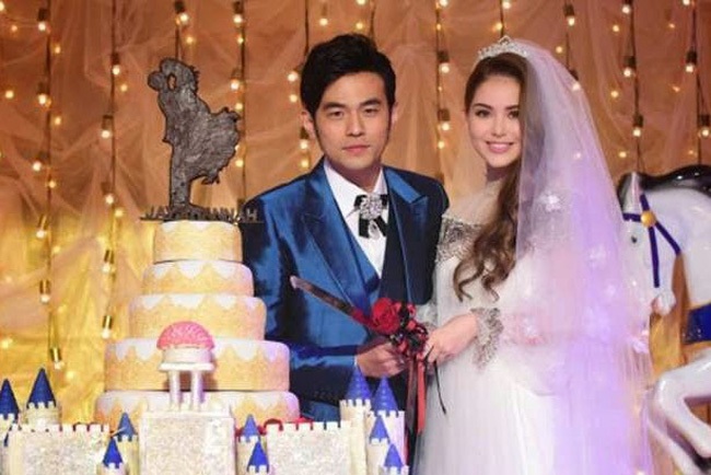 Cuộc sống đầy mật ngọt của Côn Lăng từ khi kết hôn với Châu Kiệt Luân - 1 Cuộc sống đầy mật ngọt của Côn Lăng từ khi kết hôn với Châu Kiệt Luân - 1