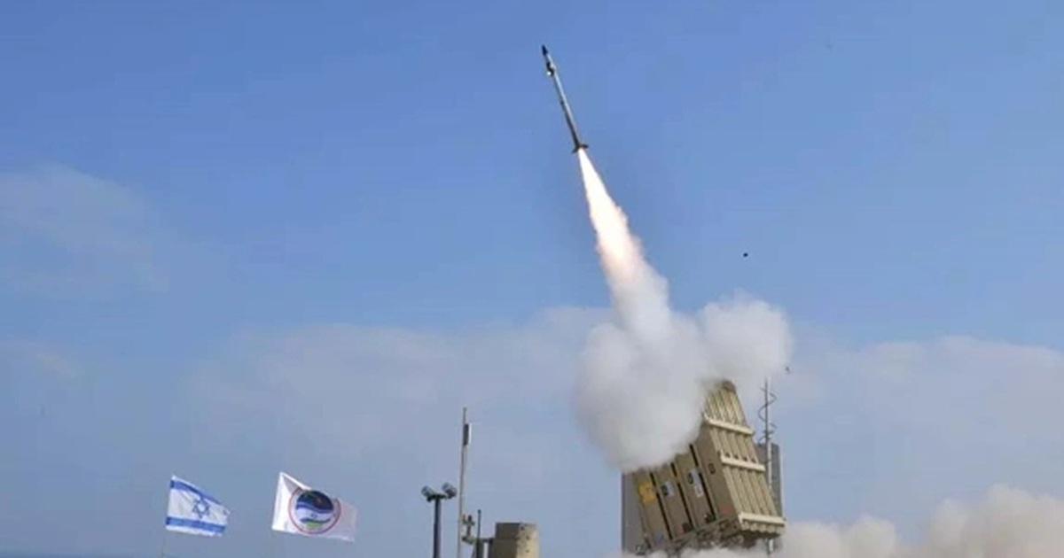 Israel tấn công phủ đầu Iran, ban bố tình trạng khẩn cấp toàn quốc