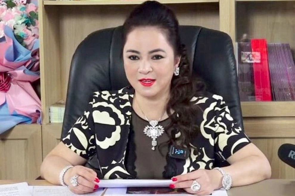 Bà Phương Hằng khởi kiện Phó Tổng Biên tập Báo Pháp luật TPHCM - 1 Bà Phương Hằng khởi kiện Phó Tổng Biên tập Báo Pháp luật TPHCM - 1