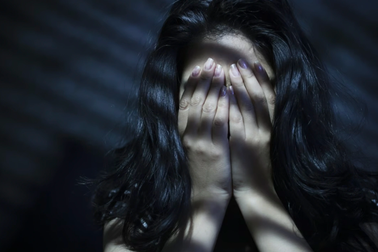 Chứng sợ giao tiếp xã hội của giới trẻ Trung Quốc