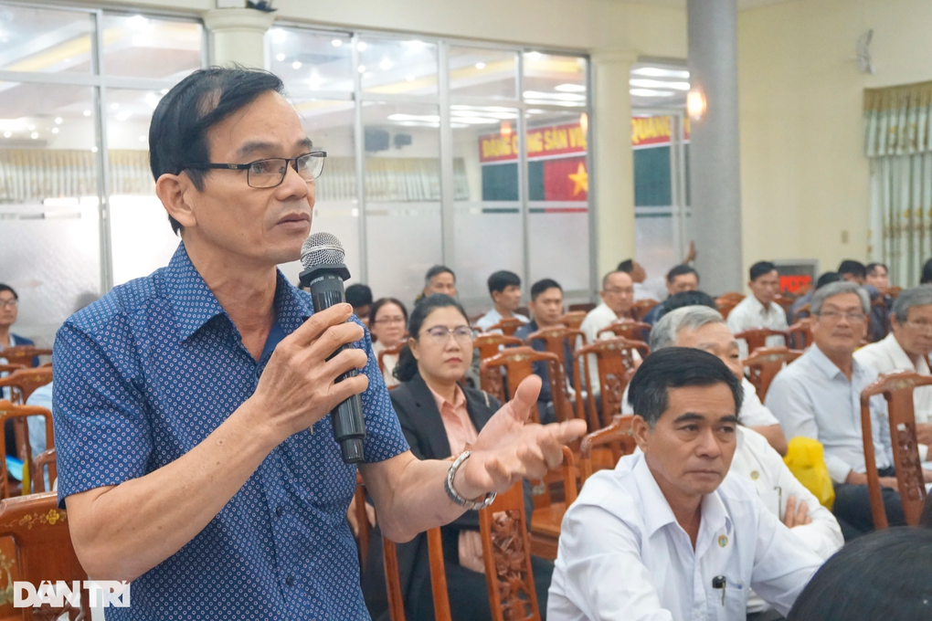 Phó Chủ tịch tỉnh đối thoại với hơn 200 Giám đốc Hợp tác xã - 2 Phó Chủ tịch tỉnh đối thoại với hơn 200 Giám đốc Hợp tác xã - 2