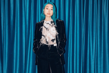 Tổng biên tập trẻ nhất lịch sử Vogue bất ngờ từ chức