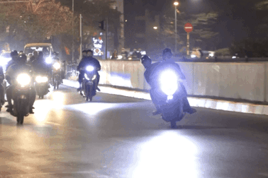 Mẹ của "quái xế" đua xe: "Tôi không dám tin con hư hỏng như vậy"