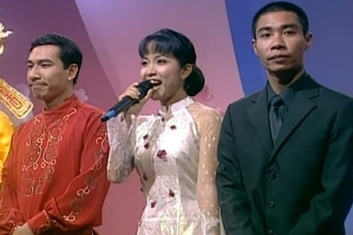 MC Thảo Vân bật khóc khi không được dẫn Táo Quân vào phút chót - 1 MC Thảo Vân bật khóc khi không được dẫn Táo Quân vào phút chót - 1