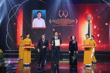 Trao giải cuộc thi chính luận về bảo vệ nền tảng tư tưởng của Đảng