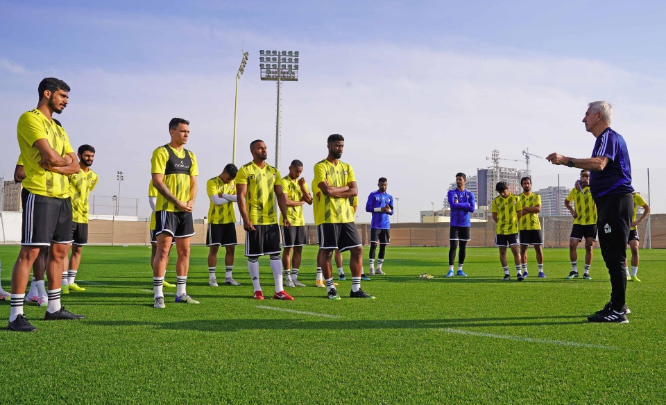 Đội tuyển UAE rèn chân, chờ tháng 6 Đội tuyển UAE rèn chân, chờ tháng 6