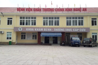 Bệnh nhân tử vong bất thường, người nhà vây bệnh viện