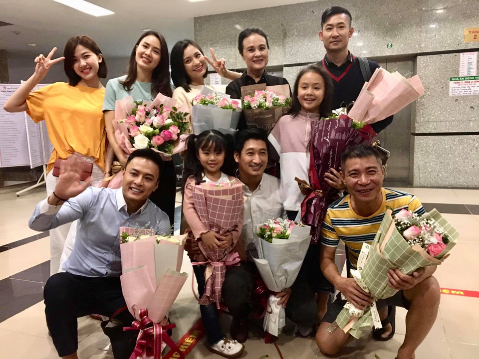 Trọng Nhân “Hoa hồng trên ngực trái” bị Hồng Đăng, Ngọc Quỳnh gọi là “em gái” - 3 Trọng Nhân “Hoa hồng trên ngực trái” bị Hồng Đăng, Ngọc Quỳnh gọi là “em gái” - 3