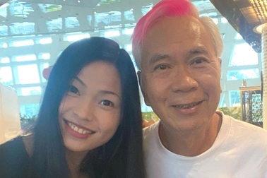 71 tuổi, tài tử "Ỷ thiên đồ long ký" hạnh phúc bên vợ kém 40 tuổi