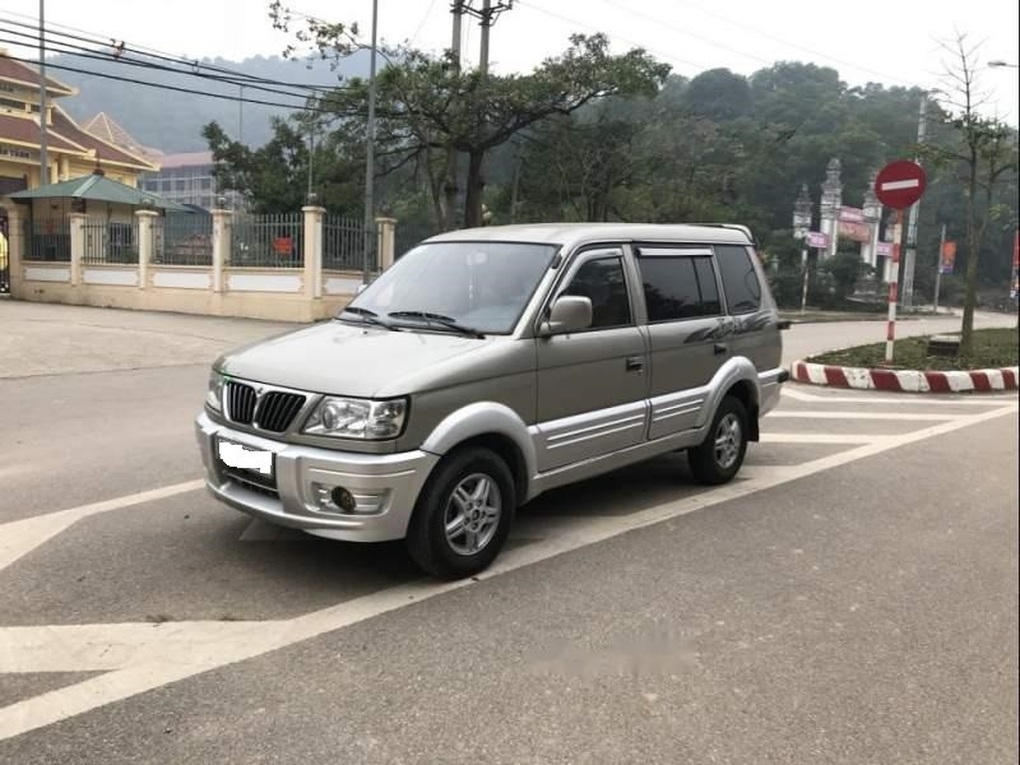 Săn mua ô tô công thanh lý giá siêu rẻ, chỉ vài chục triệu đồng dịp cuối năm - 5 Săn mua ô tô công thanh lý giá siêu rẻ, chỉ vài chục triệu đồng dịp cuối năm - 5