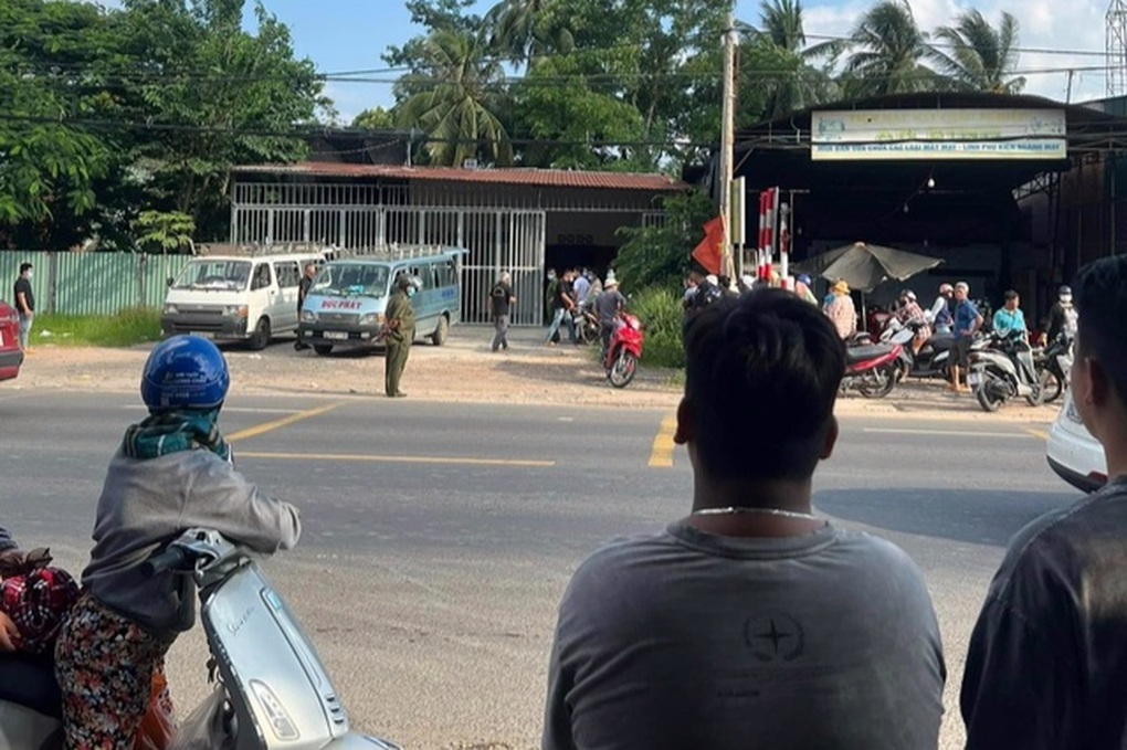 Phát hiện thi thể đôi nam nữ đang phân hủy trong nhà ở Đồng Nai - 1