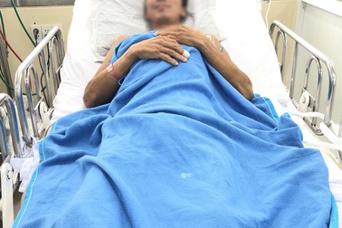 Bệnh nhân bị rắn hổ chúa cắn tạm qua cơn nguy kịch