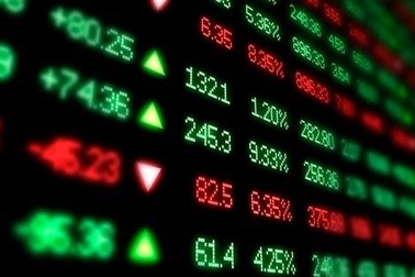 "Bay" hàng trăm tỷ đồng, 5 cổ đông VPBank vẫn lọt top người giàu trên sàn chứng khoán