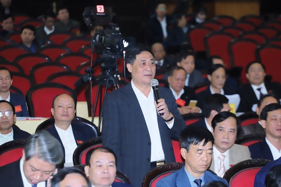 Giám đốc Sở TN-MT: “Tôi cũng kinh lắm, uống nước béo lên không khéo là do nước bẩn” - 3 Giám đốc Sở TN-MT: “Tôi cũng kinh lắm, uống nước béo lên không khéo là do nước bẩn” - 3