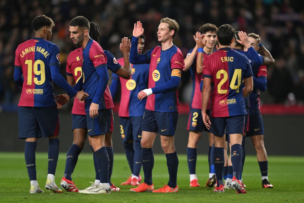 Barcelona thắng đậm Valencia 7-1 tại La Liga - 1 Barcelona thắng đậm Valencia 7-1 tại La Liga - 1