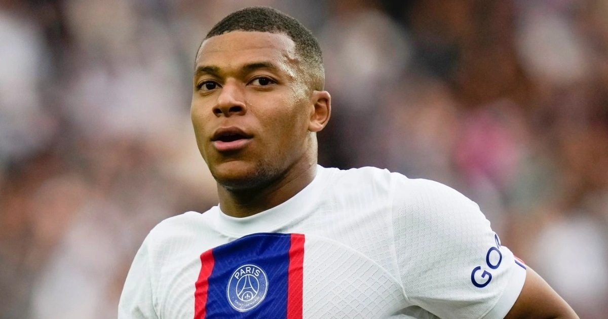 Kylian Mbappe Phản Ứng Bất Ngờ Khi Bị Psg Cấm Tập Luyện | Báo Dân Trí