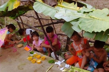 Cô gặp lại mình trong trang viết của con…