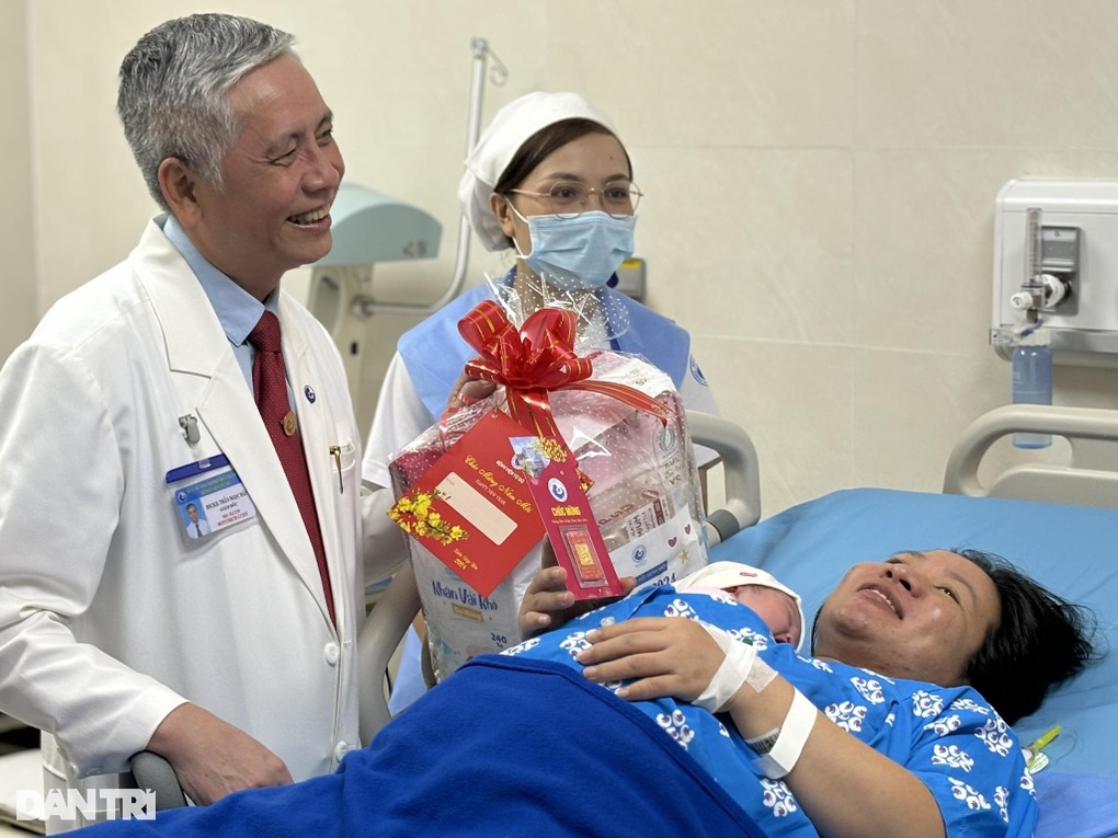 Những rồng nhỏ đầu tiên của năm Giáp Thìn 2024 - 4 Những rồng nhỏ đầu tiên của năm Giáp Thìn 2024 - 4