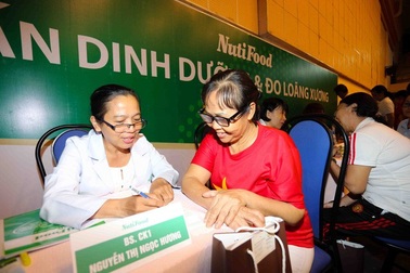 Đến Ngày hội Người cao tuổi sẽ được khám sức khỏe miễn phí