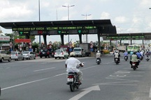 Chạy trời không khỏi… trạm thu phí!