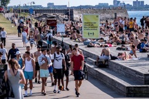 Thụy Điển “hại đơn, hại kép” vì chiến lược chống Covid-19 khác biệt