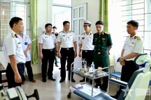 Thầy thuốc quân y học tập và làm theo tư tưởng, đạo đức, phong cách Hồ Chí Minh