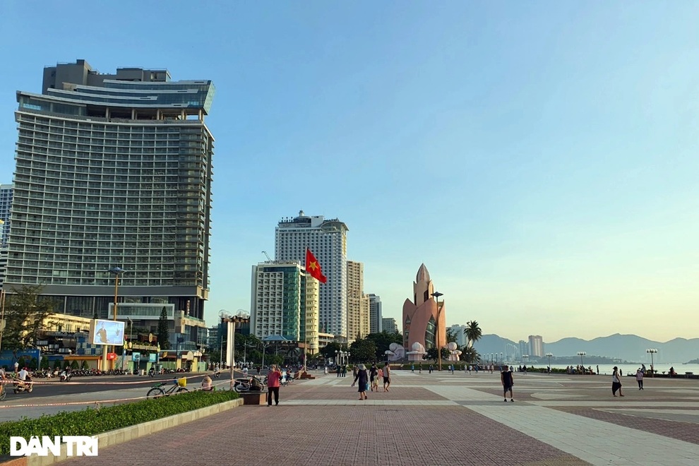 Giãn cách xã hội thành phố Nha Trang theo Chỉ thị 16 từ 0h ngày 9/7 - 2 Giãn cách xã hội thành phố Nha Trang theo Chỉ thị 16 từ 0h ngày 9/7 - 2