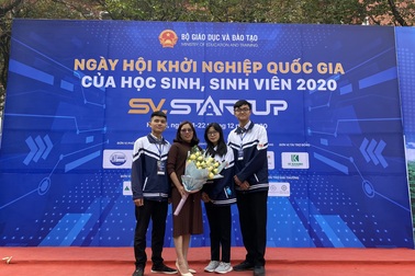 Nữ sinh xứ Nghệ ẵm giải khởi nghiệp nhờ dự án thảo mộc bảo vệ rau, hoa màu