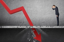 Cổ phiếu rẻ vẫn có thể rẻ hơn, thấp thỏm không yên vì cú lao dốc cuối phiên