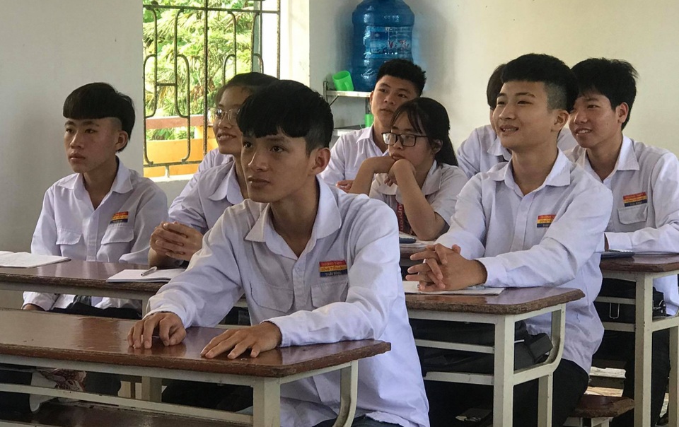 Đề thi tham khảo môn Toán tốt nghiệp THPT có câu hỏi phân loại cao - 2 Đề thi tham khảo môn Toán tốt nghiệp THPT có câu hỏi phân loại cao - 2