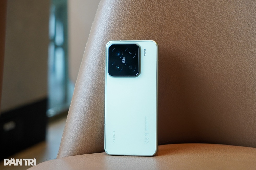 Đánh giá Xiaomi 15: Đối thủ của iPhone 16, Galaxy S25 - 13 Đánh giá Xiaomi 15: Đối thủ của iPhone 16, Galaxy S25 - 13