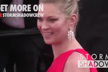 Kate Moss rực rỡ tại Cannes