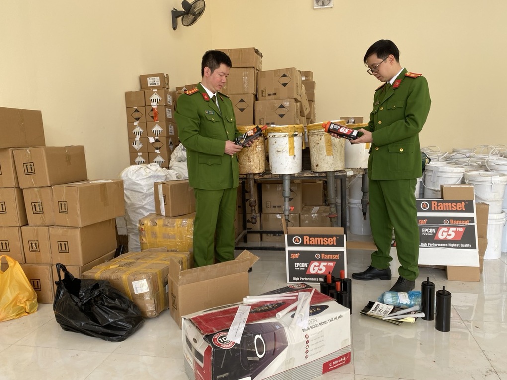 Giám đốc Công ty Lương Gia Phát bị bắt - 1 Giám đốc Công ty Lương Gia Phát bị bắt - 1