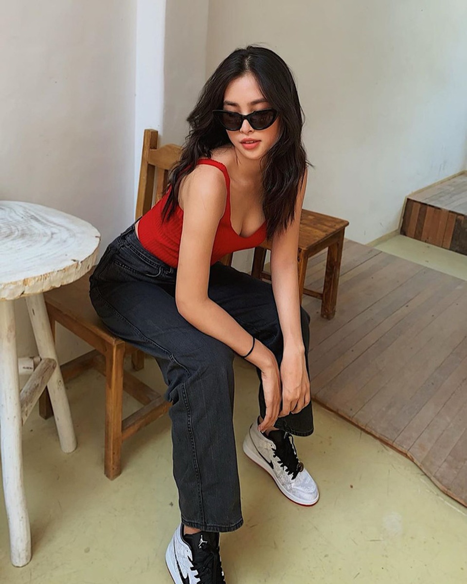 Tiên Nguyễn cùng dàn mỹ nhân Việt khoe dáng gợi cảm trong kỳ nghỉ - 6 Tiên Nguyễn cùng dàn mỹ nhân Việt khoe dáng gợi cảm trong kỳ nghỉ - 6