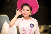 Cô gái có vẻ đẹp “lai Tây”, hát ca trù ở Sao Mai là ai?