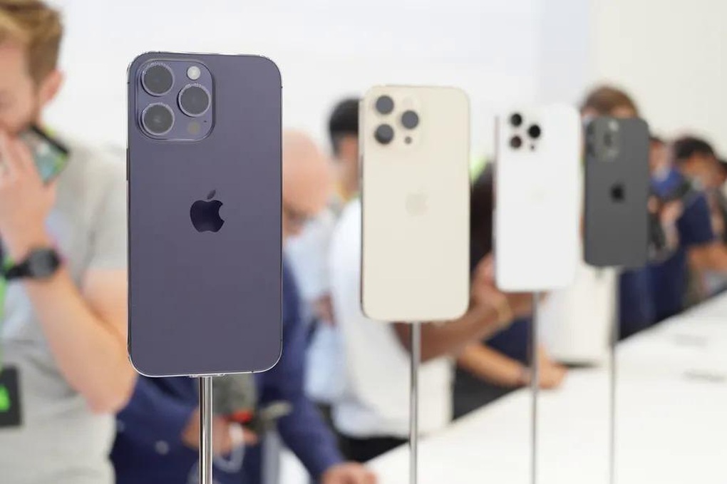 Nên mua iPhone 14 VN/A chính hãng hay hàng xách tay hơn? - 4 Nên mua iPhone 14 VN/A chính hãng hay hàng xách tay hơn? - 4