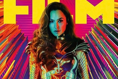 Wonder Woman gợi cảm và máu lửa trong bộ giáp “Đại bàng vàng”
